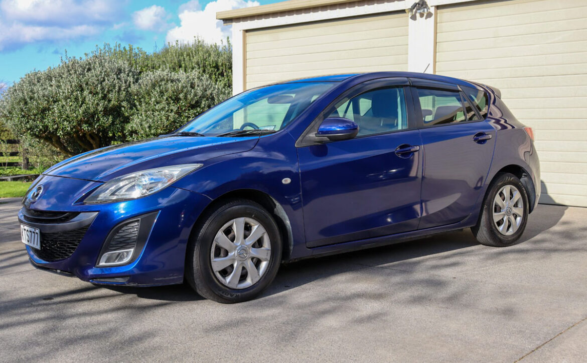 Mazda Axela Sport